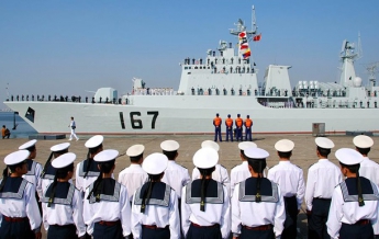 Министр обороны КНР призвал готовиться к войне на море