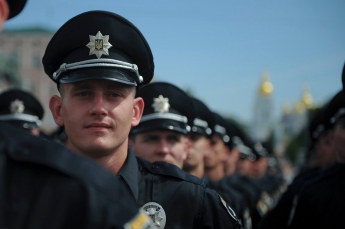 В Украине сегодня впервые отмечают День Национальной полиции