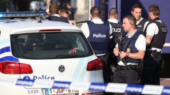 В Бельгии неизвестный напал на двух полицейских с мачете, его застрелили