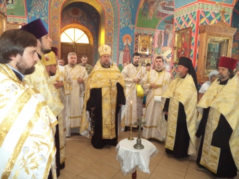 В центральном православном соборе молились за власть и воинов