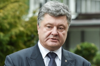 Порошенко поручил Луценко взять под личный контроль расследование событий в офисе "Интера"