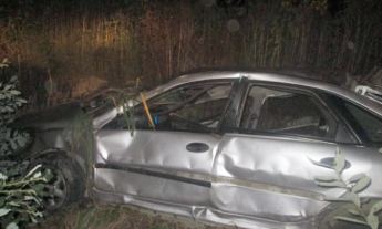 Смертельное ДТП в Закарпатской области: водитель легковушки не справился с управлением и слетел в кювет