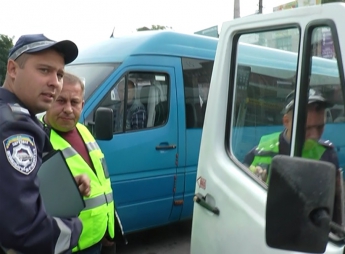 Инспекторы из области испугали таксистов и маршрутчиков