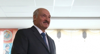 Белоруссия будет поставлять нефть из Ирана через Украину, - Лукашенко