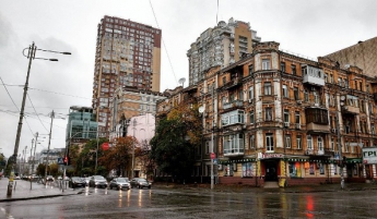Погода на выходные: В Украине ожидаются дожди и незначительное потепление