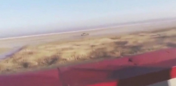 Украинский танк на полном ходу, с разворота снял боевика. Видео террористов