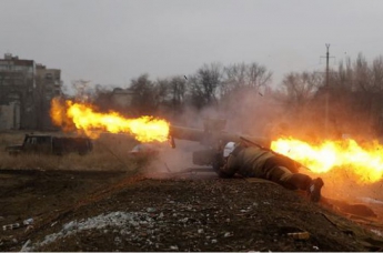 Под Донецком идут бои, о которых молчат официальные сводки: такого не было больше года