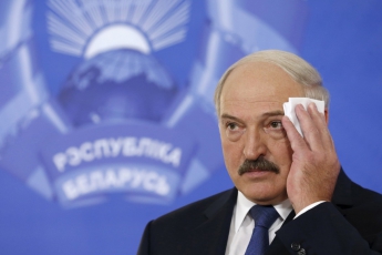Лукашенко: Мы грудью закрываем границу с Украиной