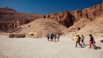 Древний город нашли археологи в Египте