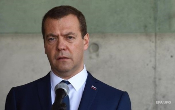 Медведев хочет изъять весь "Боярышник" в России