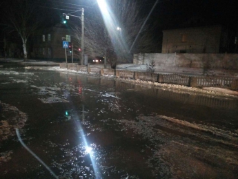 Из-за аварии в городе случился потоп (фото)