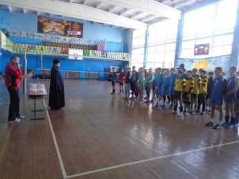 В Мелитополе прошел турнир по волейболу в честь дня Православной молодежи