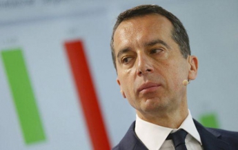 Канцлер Австрии призвал пересмотреть санкции против РФ