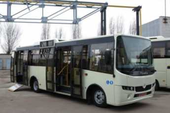 В Запорожье аварийные «Спринтеры» заменят на новые автобусы