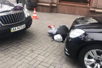 Луценко: Киллер, убивший Вороненкова, на грани смерти