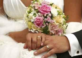 Горожанам предлагают скоростное бракосочетание