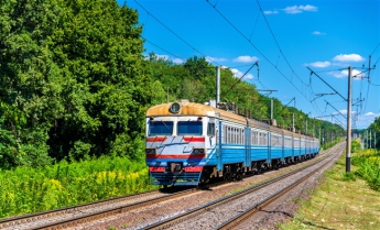 Украина адаптирует вагоны под европейскую ж/д колею
