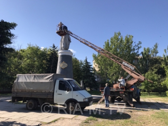 Стало известно, как будет выглядеть памятник Богдану Хмельницкому после реставрации (фото)