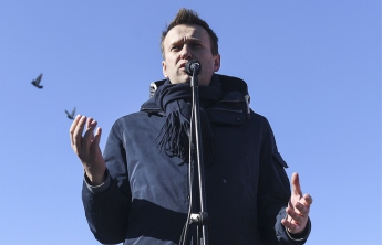 Суд обязал Навального удалить фильм о Медведеве и опровергнуть, что Усманов дал ему взятку