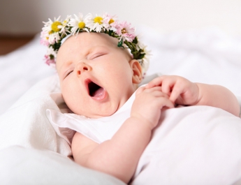 Дети не высыпаются: ученые рассказали о влиянии совместного сна на здоровье ребенка