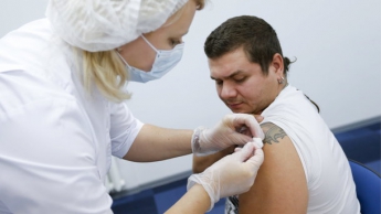 Какие прививки нужно делать после 20 лет и почему Украине грозит эпидемия