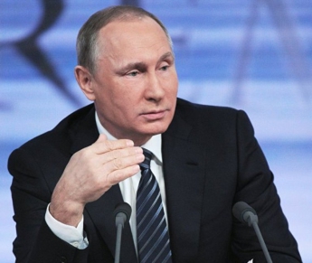 Путин пытался убедить Макрона и Меркель в том, что на Донбассе «внутриукраинский конфликт»
