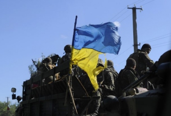 Завтра в город привезут 143 флага Украины и боевых знамен из АТО
