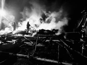 Дотла: появилось видео жуткого пожара в детском лагере "Виктория"