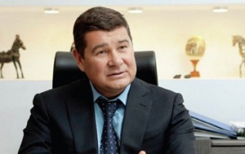 Прокуратура хочет судить Онищенко заочно