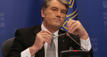 Заявление Ющенко насторожило Порошенко
