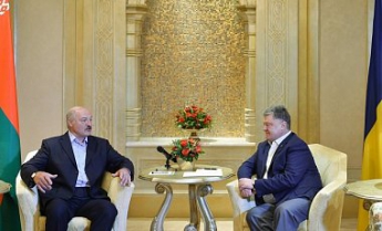 Встреча без галстуков: Порошенко в ОАЭ повидался с Лукашенко (фото)