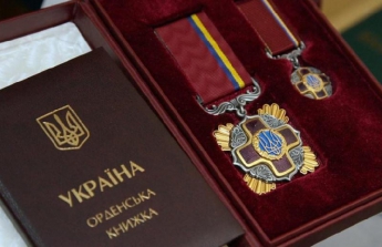 Президент наградил директора фирмы «Мелитопольская черешня» орденом
