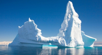 В сети показали огромный айсберг, отколовшийся от ледника Ларсена (фото)