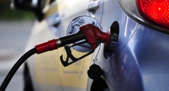 Цены на бензин в Украине побили рекорд двухлетней давности