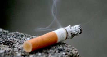 Всемирный банк: повышение цен на сигареты поможет уменьшить число курильщиков в Украине