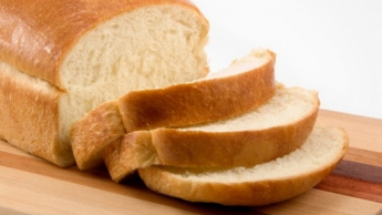 В одном из известных супермаркетов продают хлеб с какашками