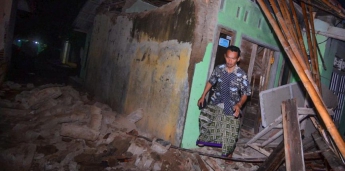 В Индонезии произошло разрушительное землетрясение магнитудой 6,5