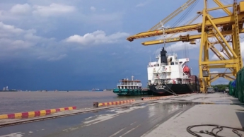 Украина вернула под свой контроль целый порт