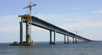 «Он непригоден»: в России заявили об огромной проблеме с Керченским мостом