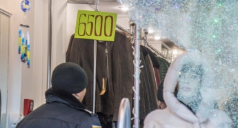 Дерзкое ограбление: из киевского магазина вынесли 50 самых дорогих шуб (фото)