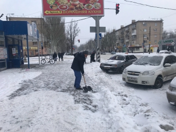 За нерасчищенный снег предприниматели заплатят в казну города 1700 гривен (фото)
