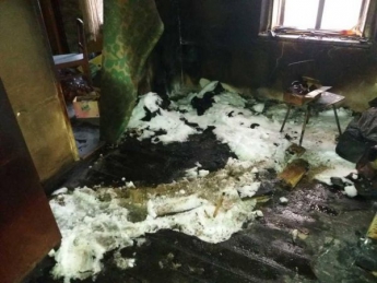 Под Запорожьем из горящего дома вынесли труп (Фото)