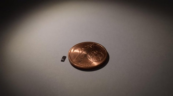 Ученые создали самого маленького робота в мире
