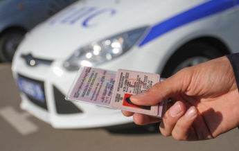 В Украине водительские удостоверения получили 3600 иностранцев
