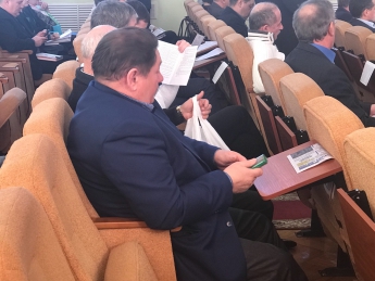 Фракция Оппо без "атамана" - депутаты голосуют пакетом (фото)