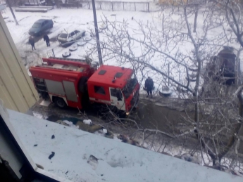В Бердянске во время пожара спасли двоих детей (фото)