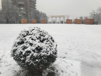 В Мелитополь вернулась настоящая зима. Фоторепортаж