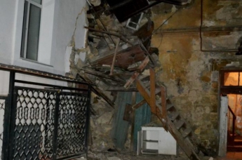 В Одессе на пенсионерку обрушилась стена жилого дома