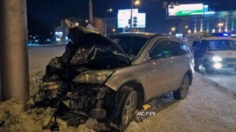 В Новосибирске водитель засмотрелся на салют и протаранил толпу - погибло 2 человека (Фото)