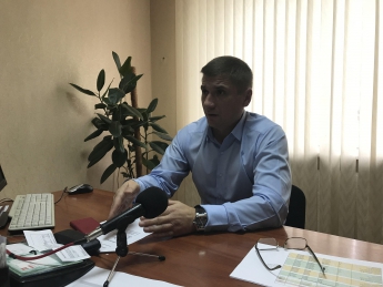 Директор КП «Жилмассив» рассказал о «заоблачных» зарплатах на предприятии и дефиците кадров